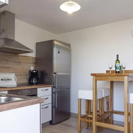 Rania - Korcula By Guide *