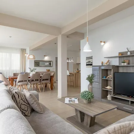 Rania - Korcula By Guide