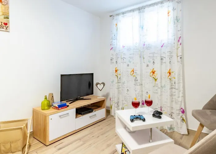 Rania - Korcula By Guide