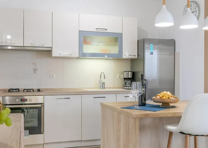 Rania - Korcula By Guide *