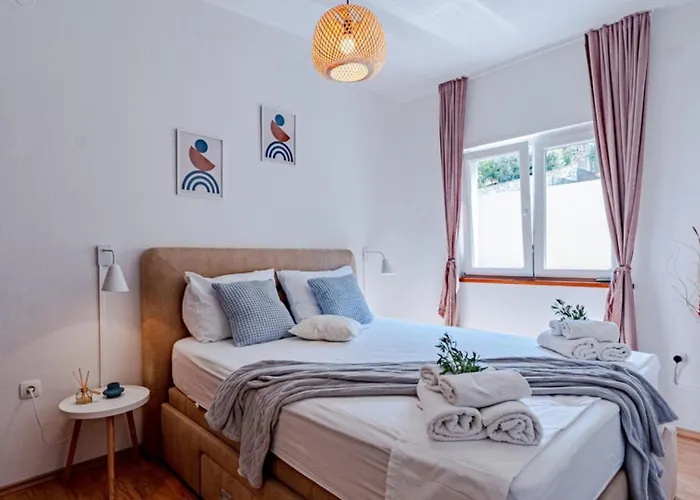 Rania - Korcula By Guide *